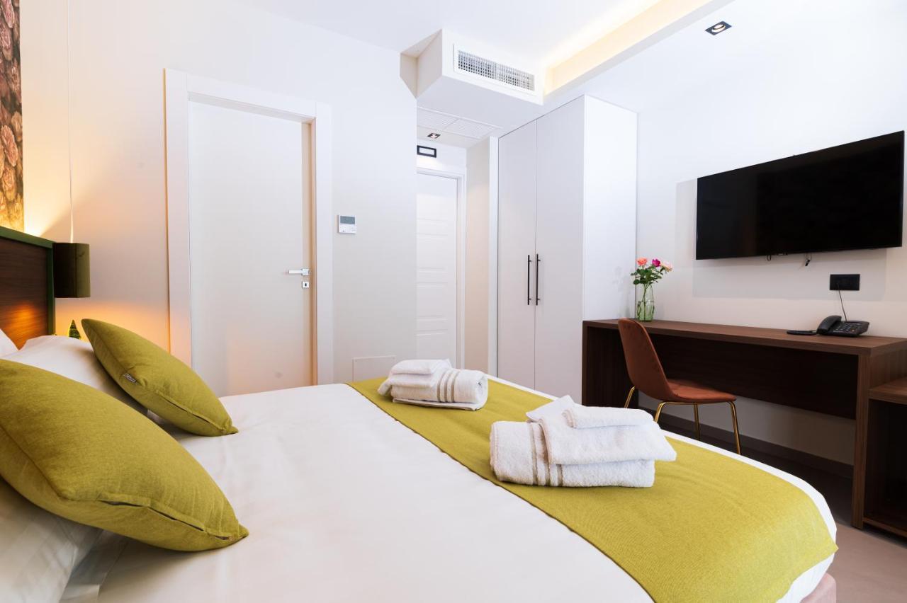 Dimora Delle Rose Agriresort Brusciano ภายนอก รูปภาพ